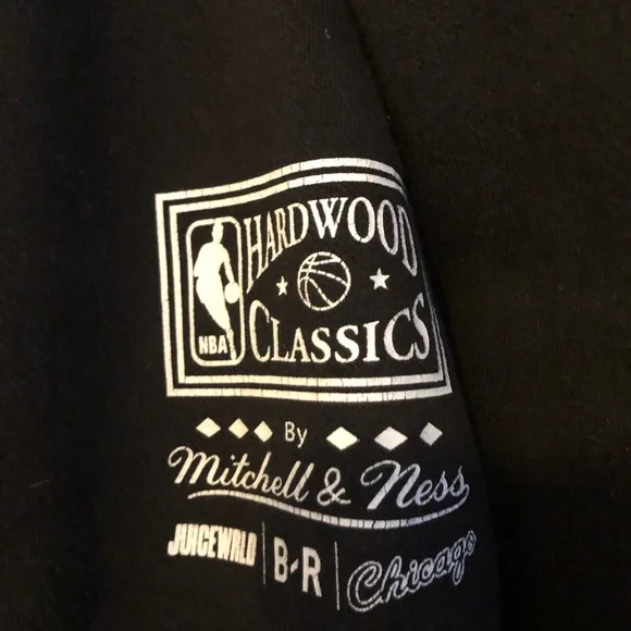 Rare Juice WRLD Chicago Bulls x Mitchell & Ness Hoodie Size 3XL